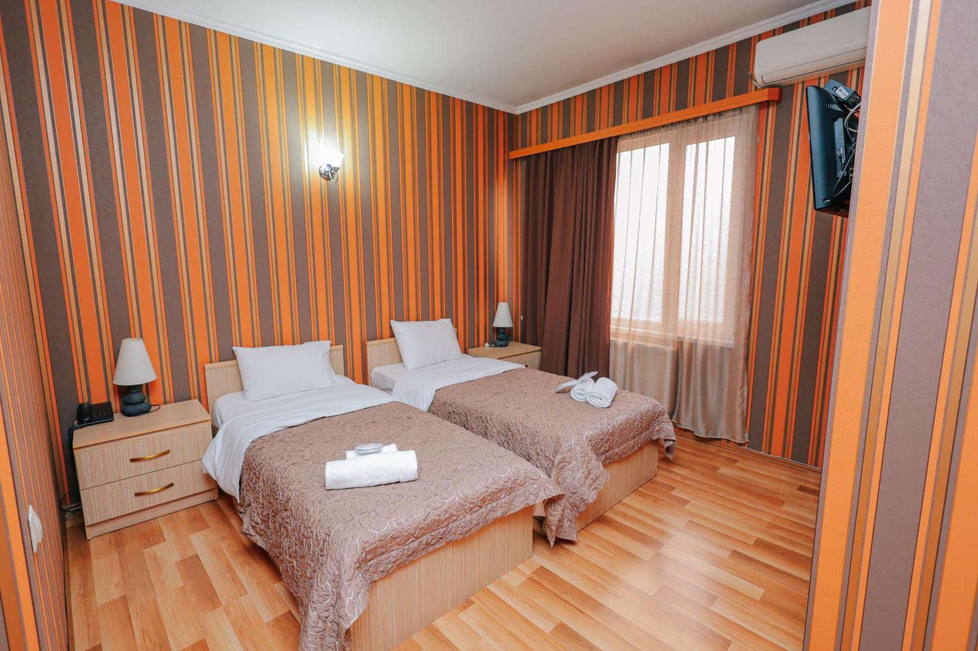 Hotel Darchi Tbilisi Exterior foto